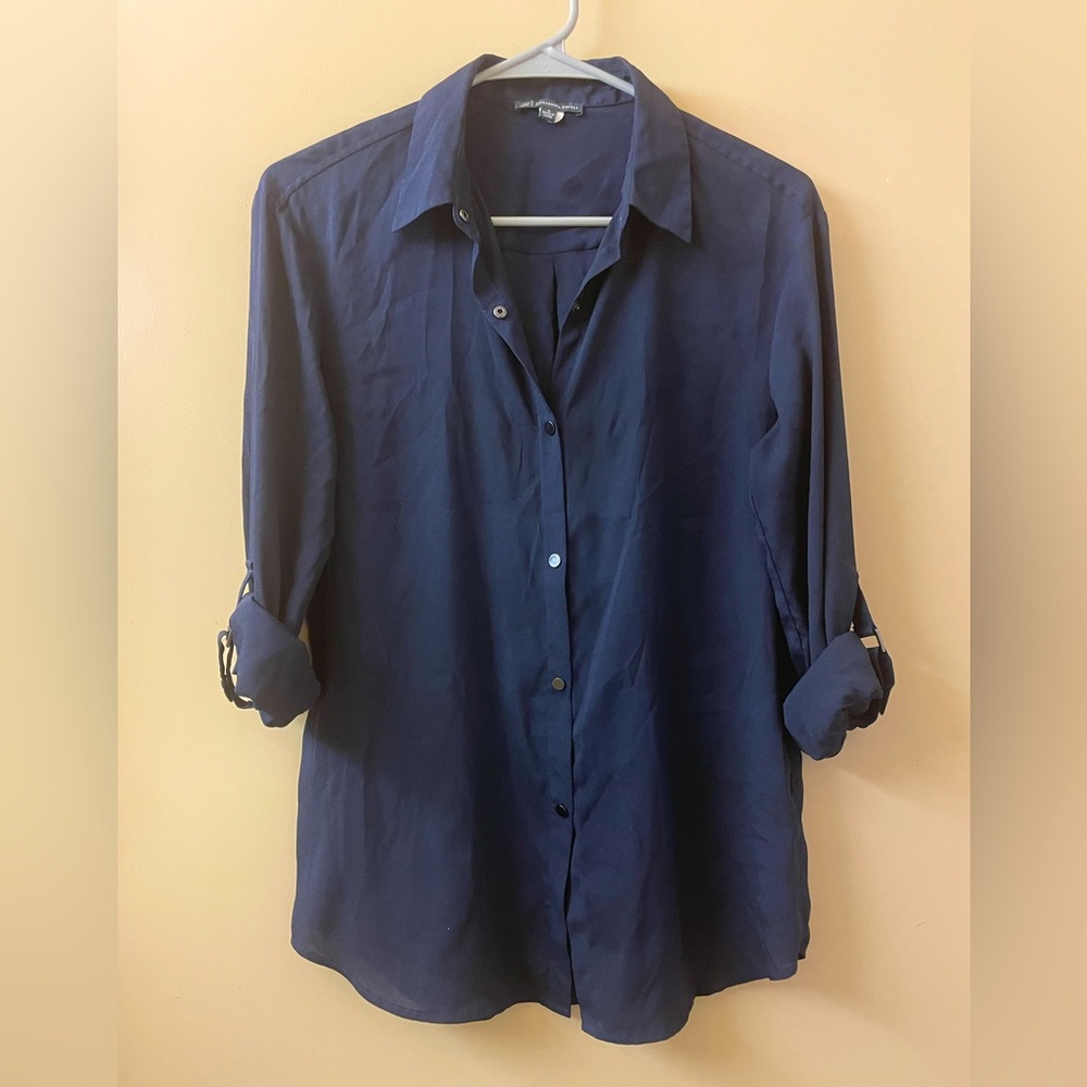 Adrianna Papell EUC navy blue shirt